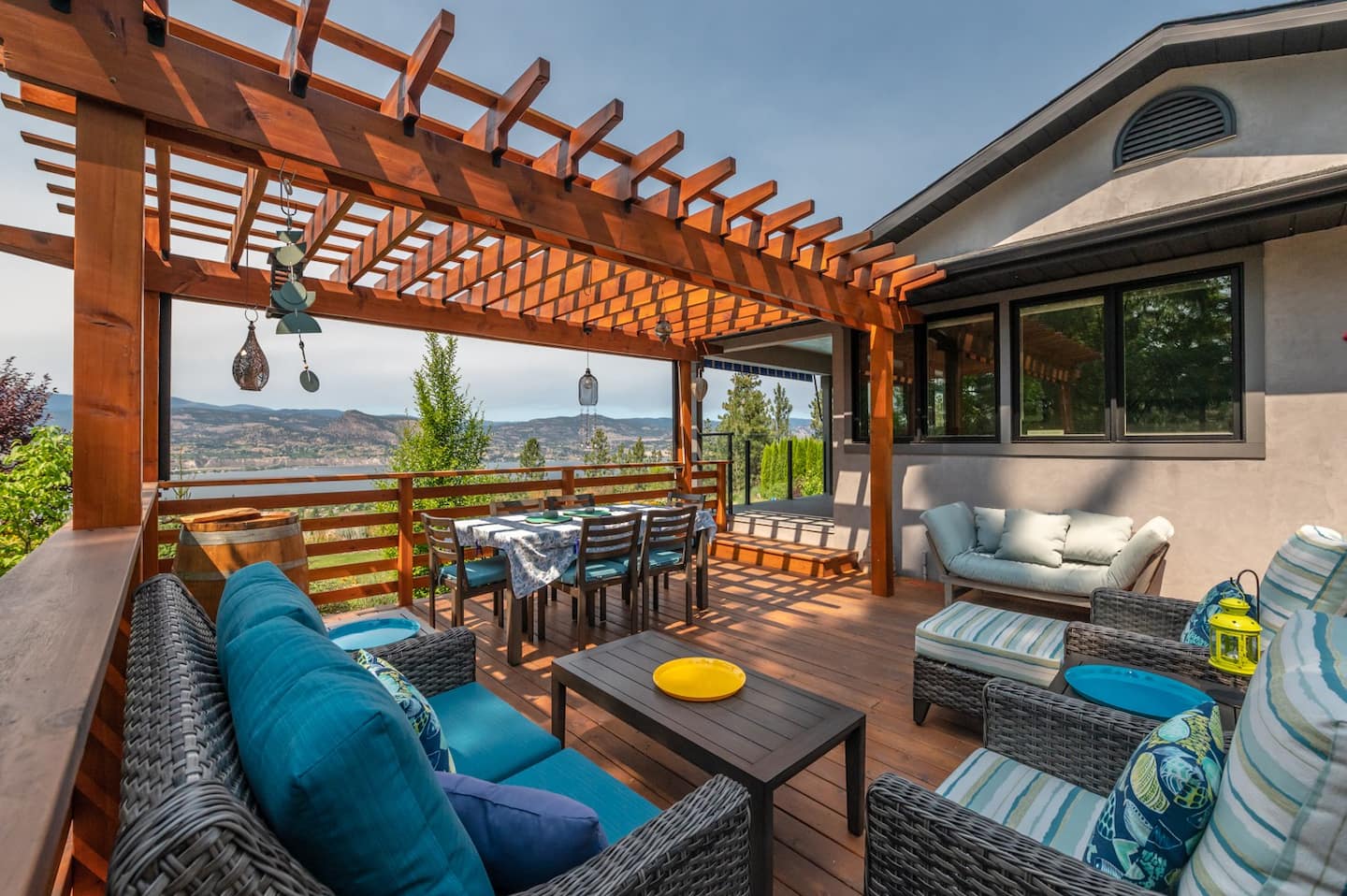 penticton-vila-deck