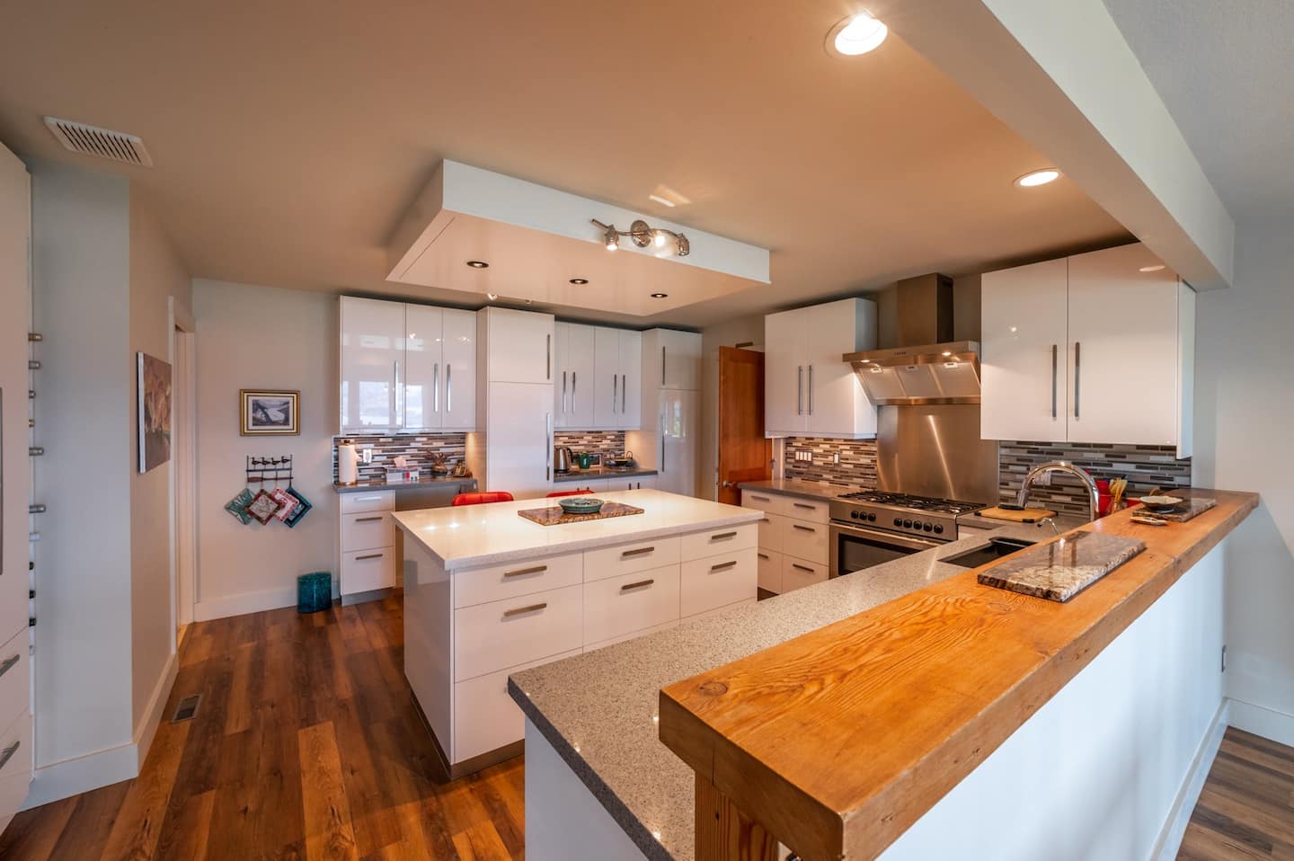 penticton-vila-kitchen2