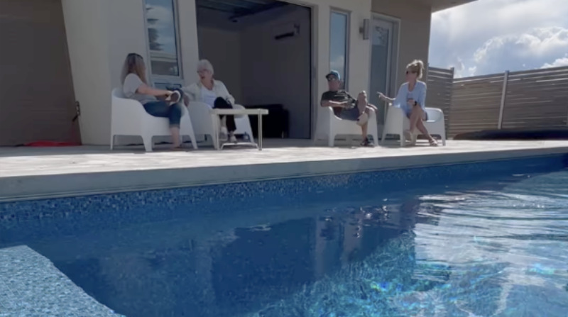 Cabana Rental with Pool, Penticton