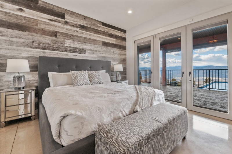 carmi-bed Naramata Villa for rent, Penticton