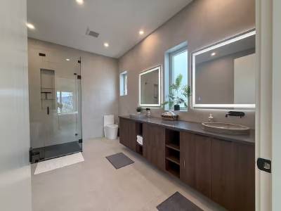 Retreat-Bathroom